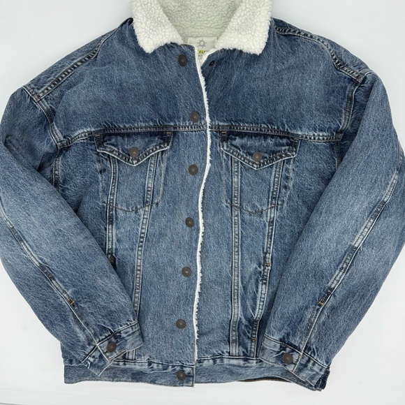 Offline by Aerie Denim Sherpa-Lined Jacket size medium - Picture 1 of 9